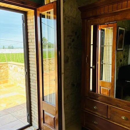 Mas Country house *