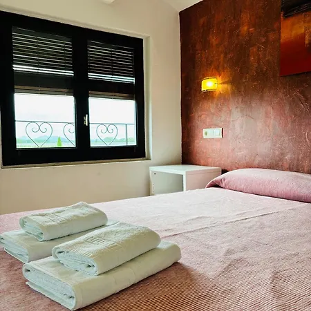 Country house Mas Sant Pere Pescador